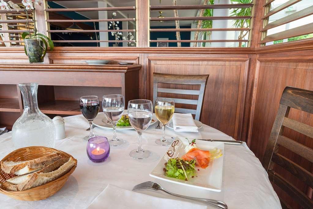Le Relais De Castelnau Hotel Loubressac Restoran gambar